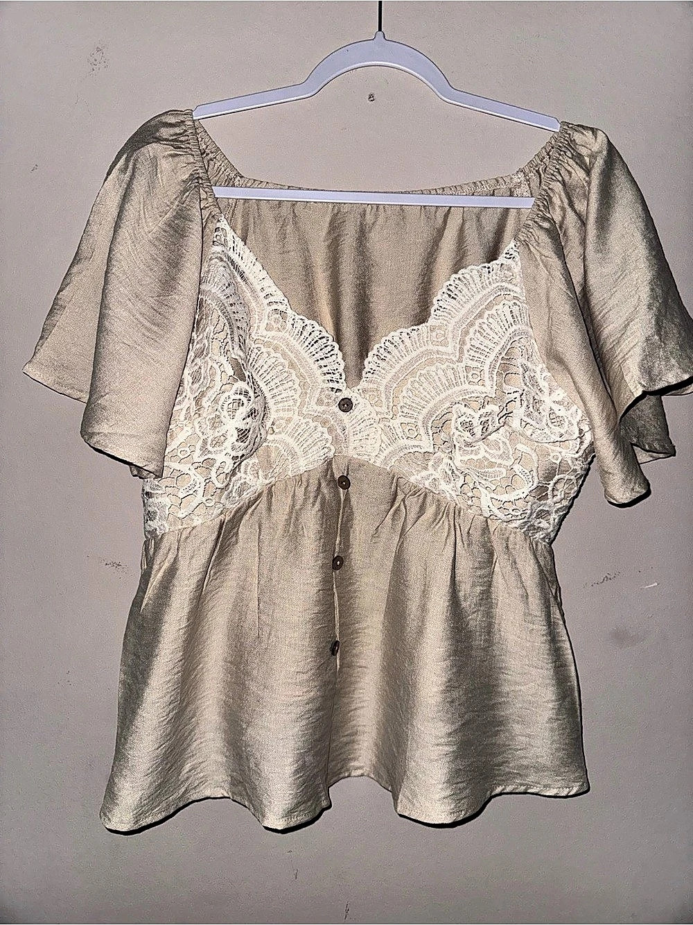 SHEIN Lace Front Blouse in Beige Size Large Like New